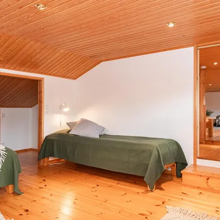 Winter Lake145 Ferienhaus